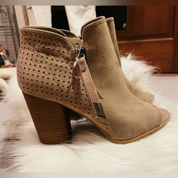 NWT Universal threads brand booty size 9 - Picture 3 of 3